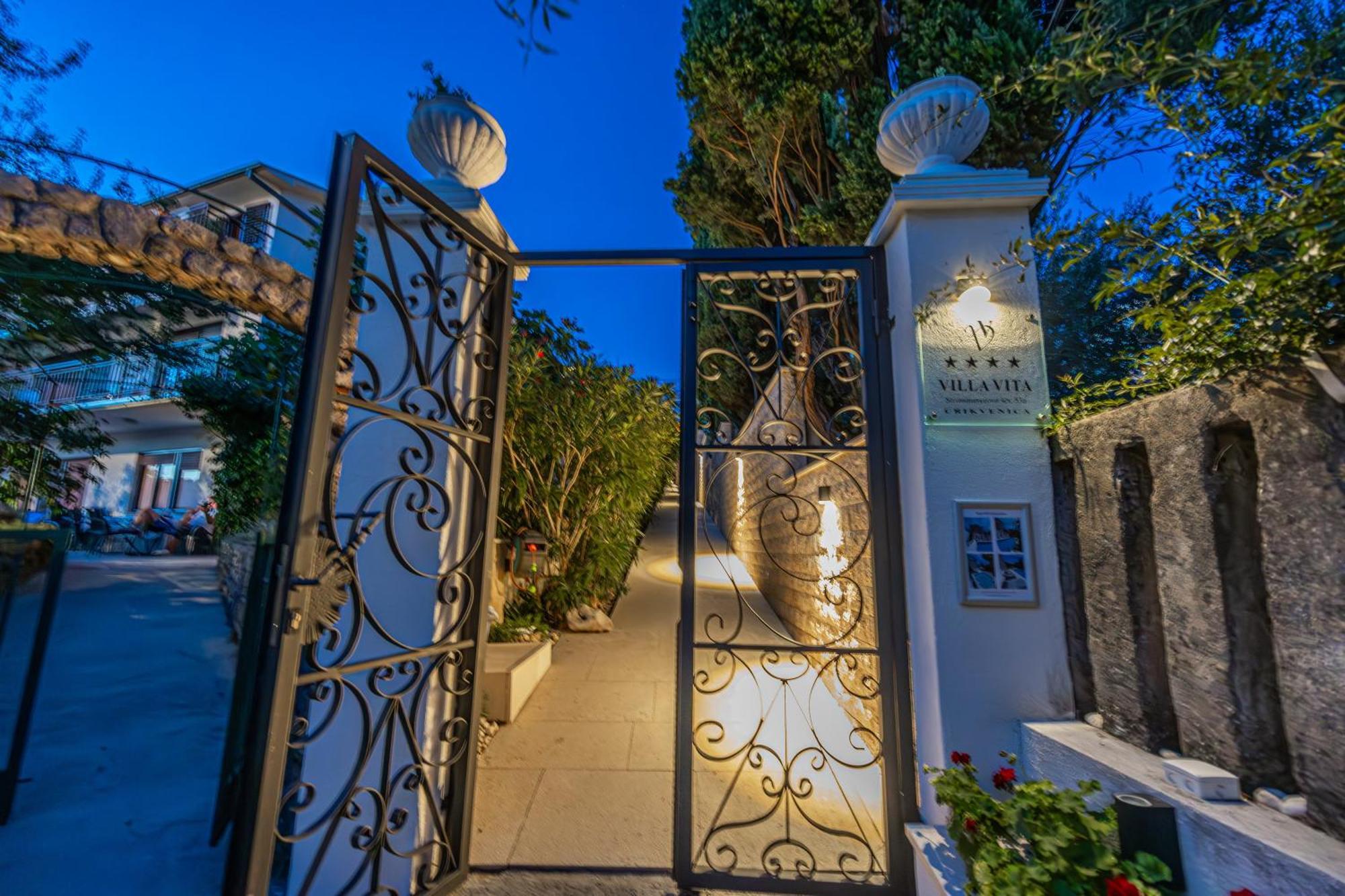 קריקווניצה Villa Vita Luxury Apartments מראה חיצוני תמונה